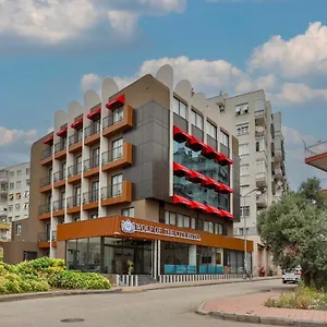 https://wolf-of-the-city-hotel.allantalyahotels.org