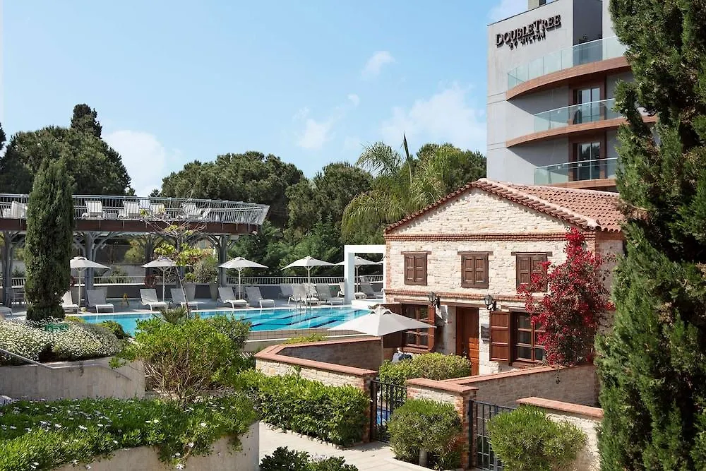 Hotel Doubletree By Hilton Kusadası