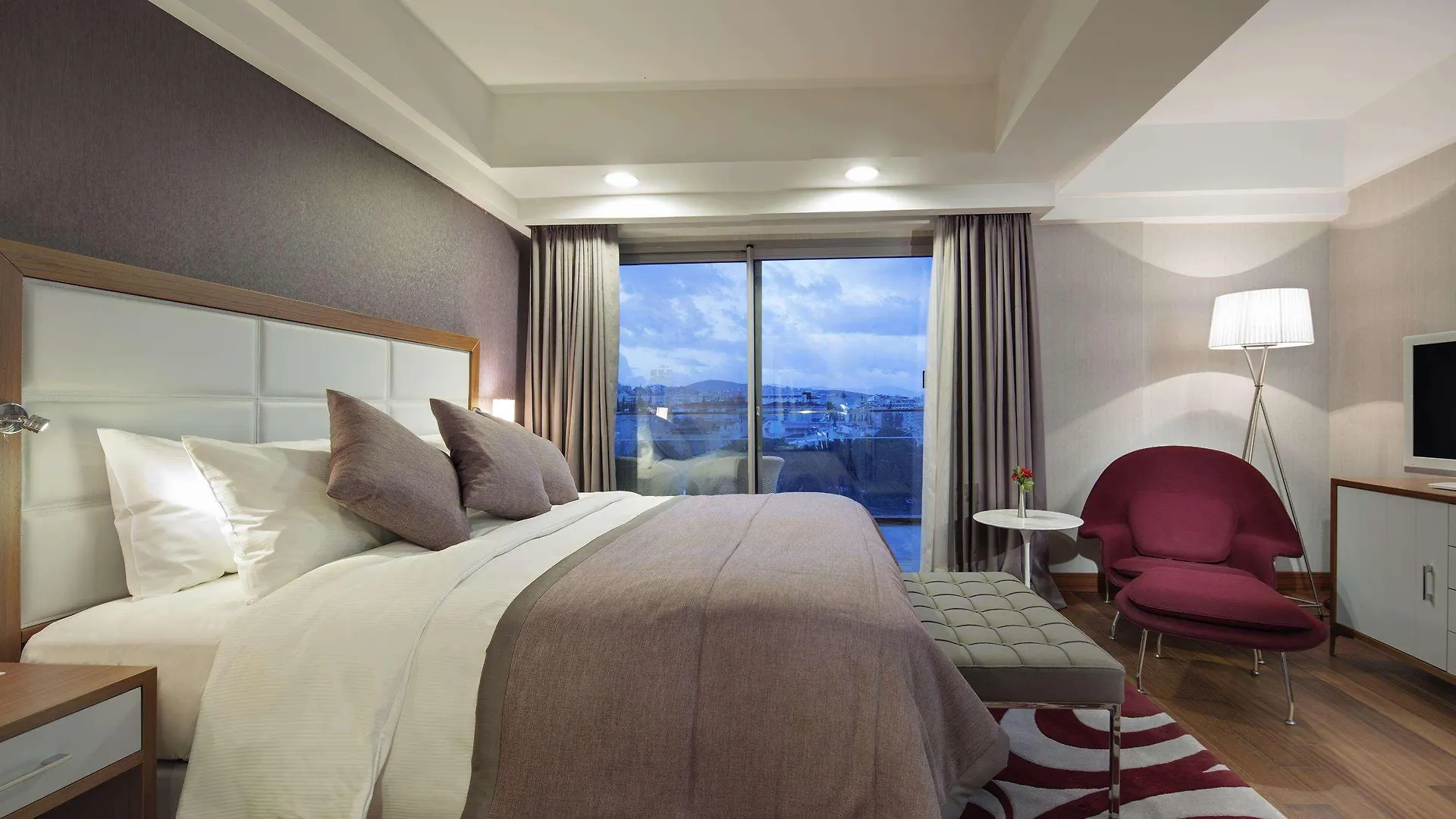 Doubletree by Hilton Kuşadası Hotel