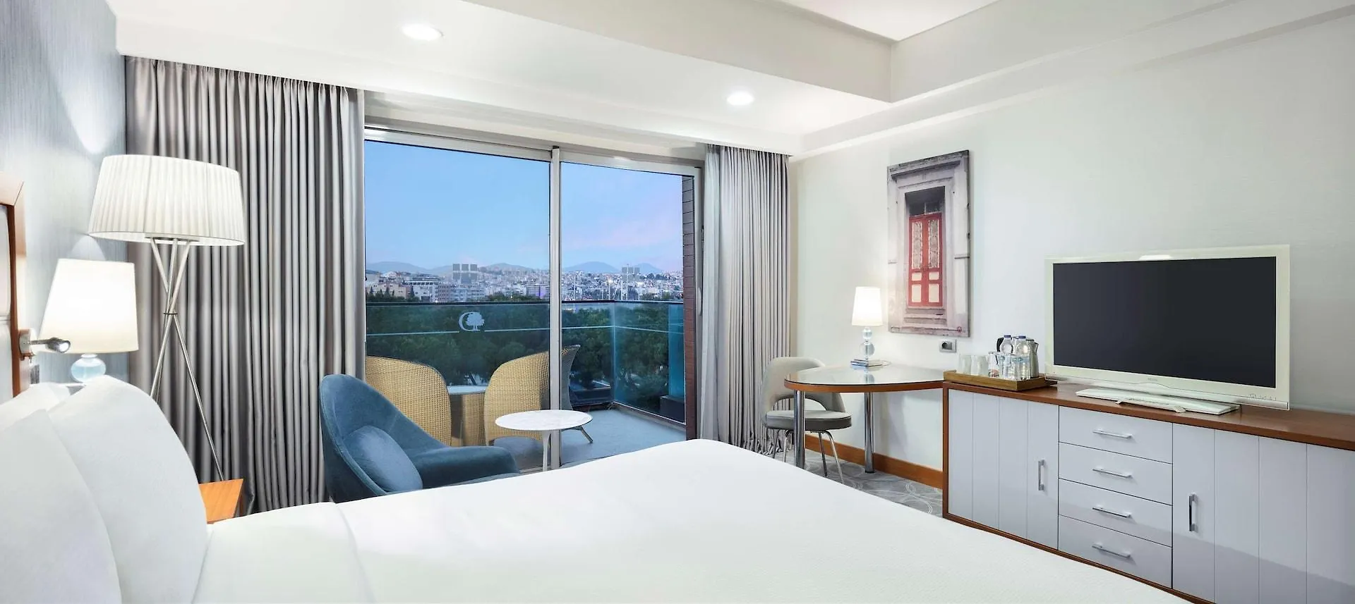 Doubletree by Hilton Kuşadası Hotel