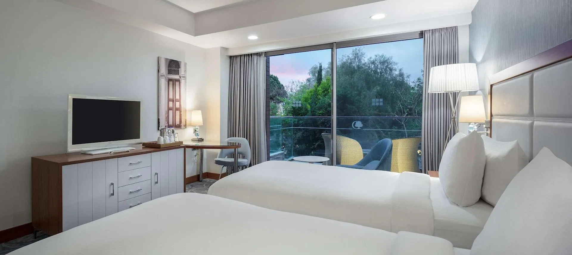 Doubletree by Hilton Kuşadası Hotel