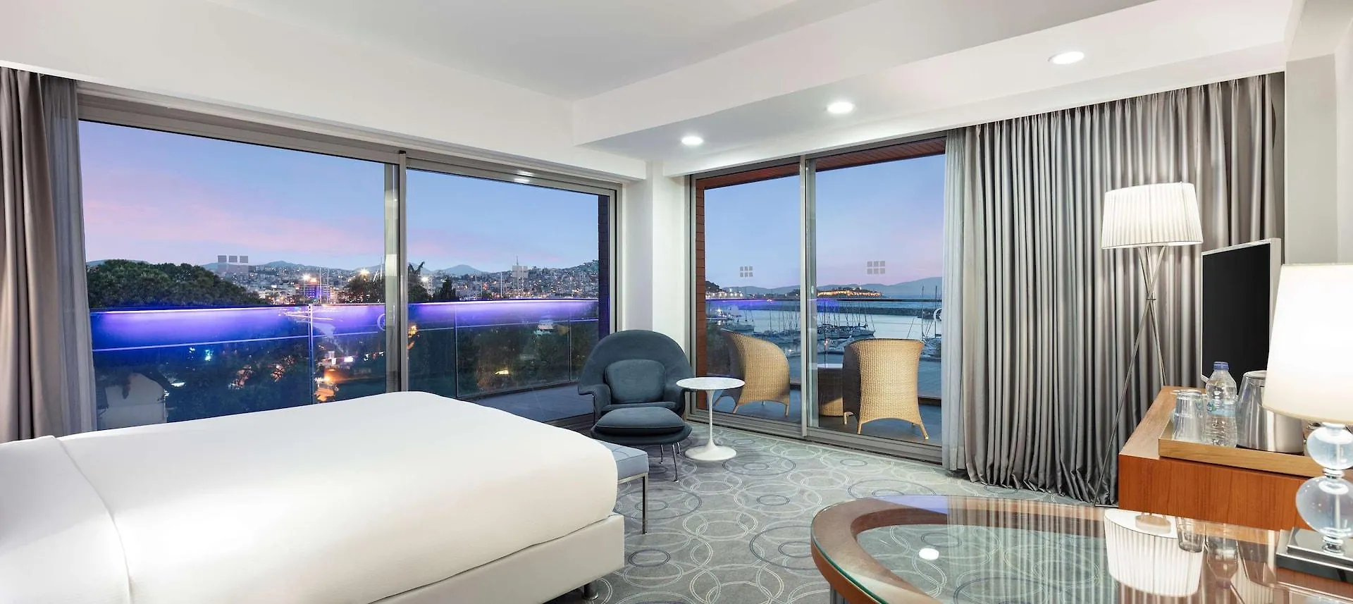 Doubletree by Hilton Kuşadası Hotel