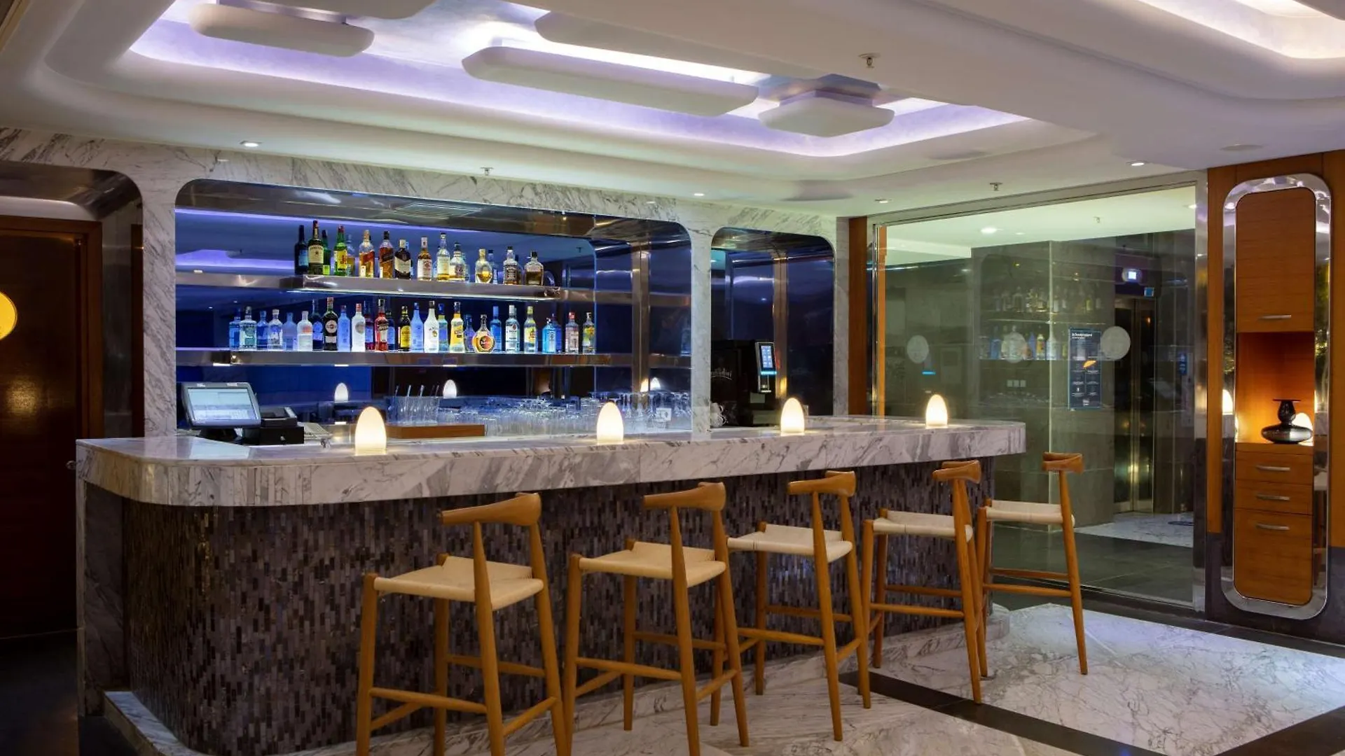 Doubletree by Hilton Kuşadası Hotel