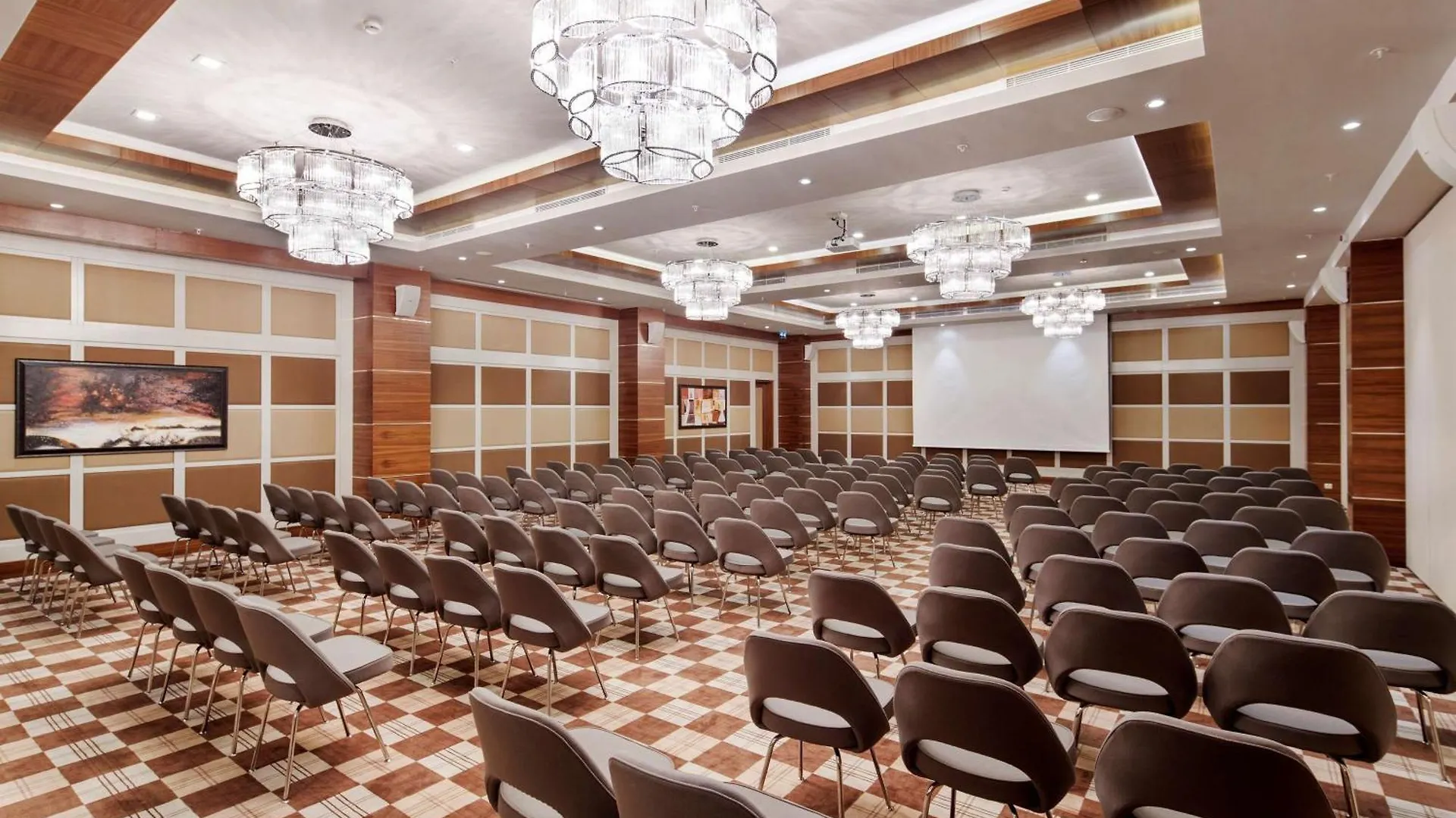 Doubletree by Hilton Kuşadası Hotel
