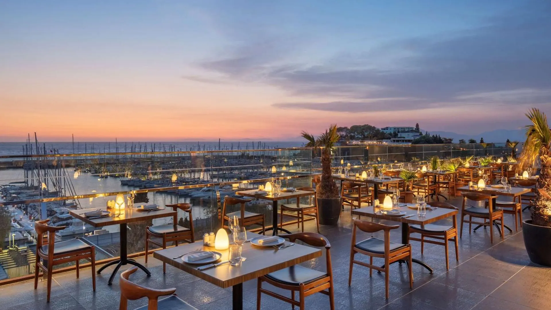 Doubletree by Hilton Kuşadası Hotel
