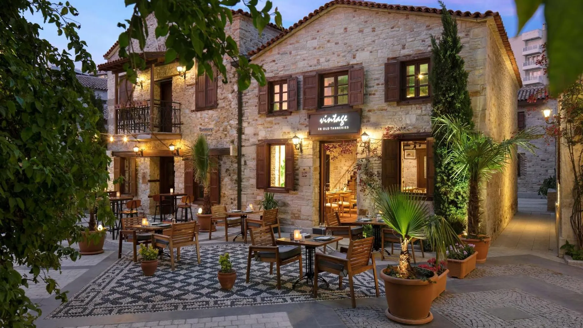 Doubletree by Hilton Kuşadası Hotel