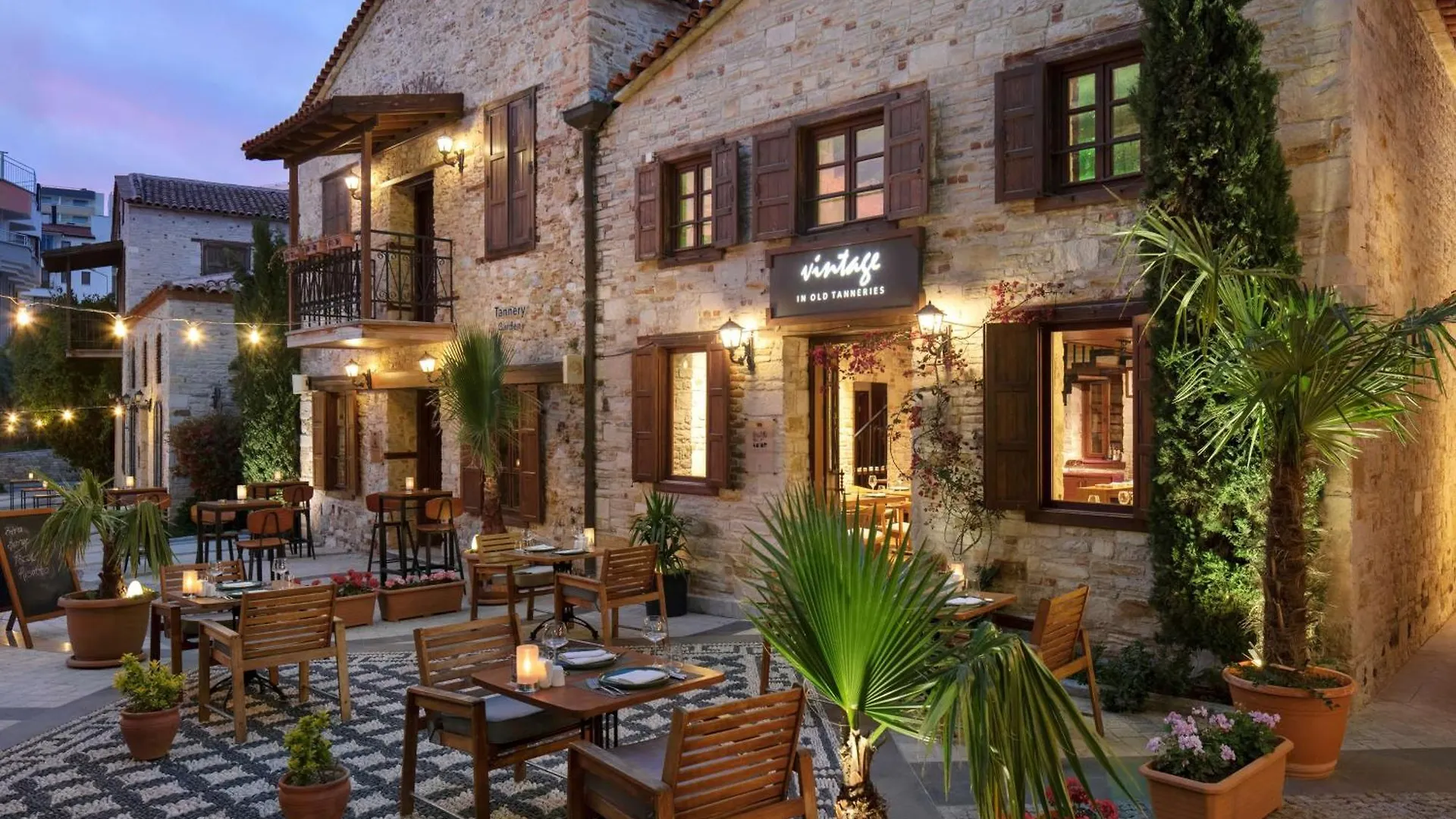 Doubletree by Hilton Kuşadası Hotel